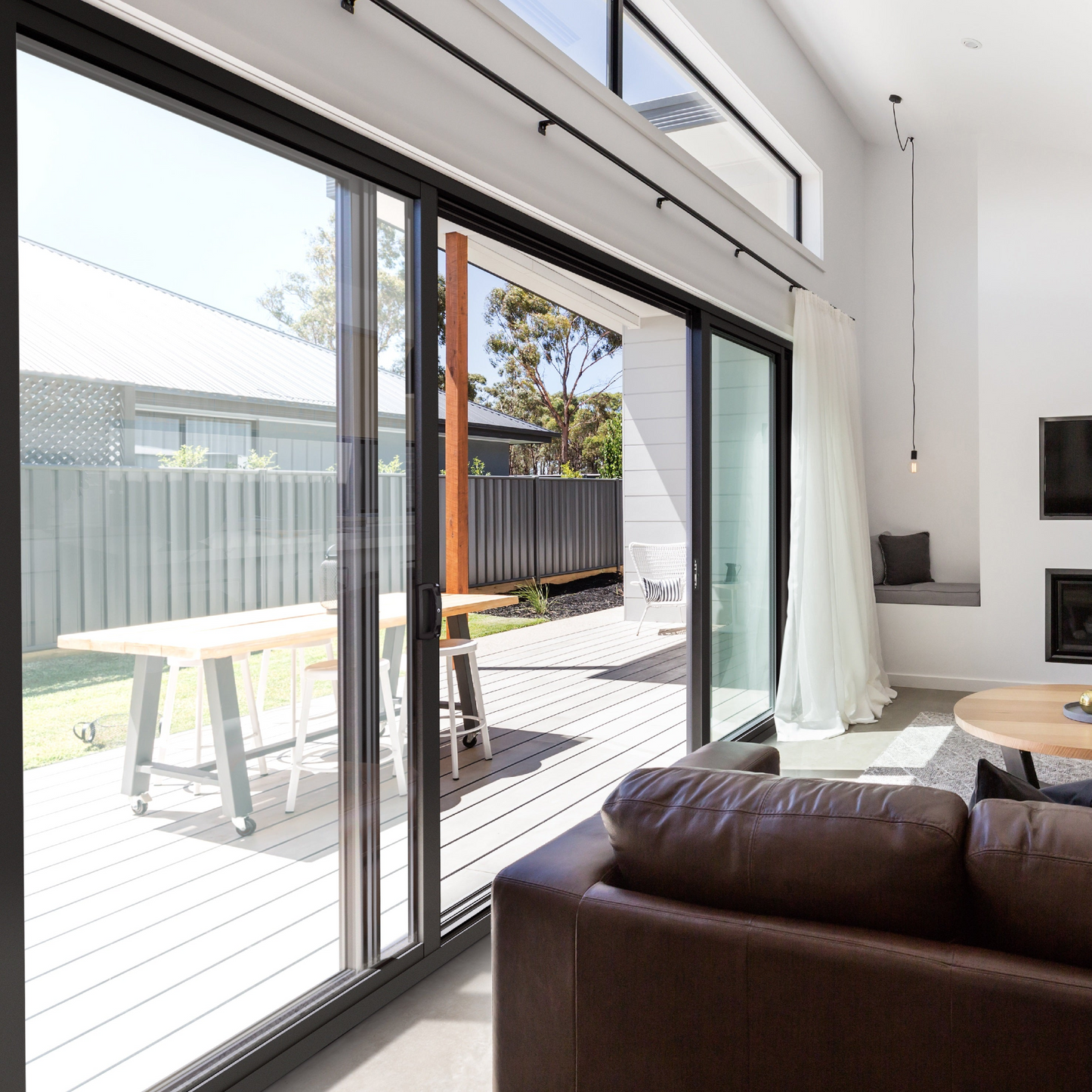 Stacking Door XXO 2100 H x 3610 W