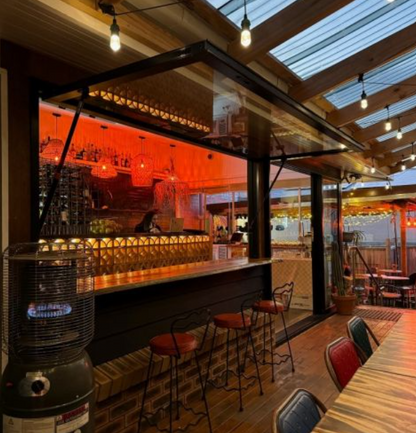 Gas Strut Window (OPEN OUT) 900 H x 1200 W