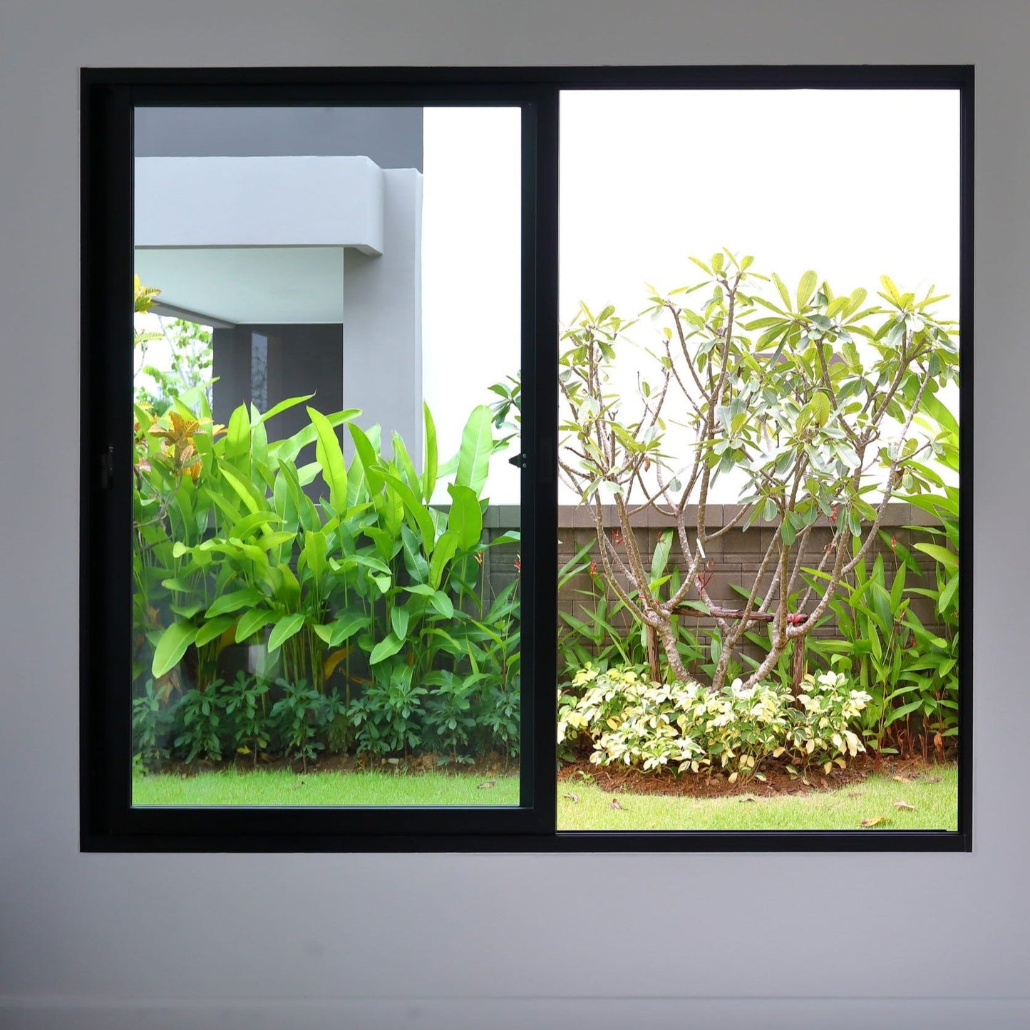 Sliding Window OXO 1200 H x 2410 W